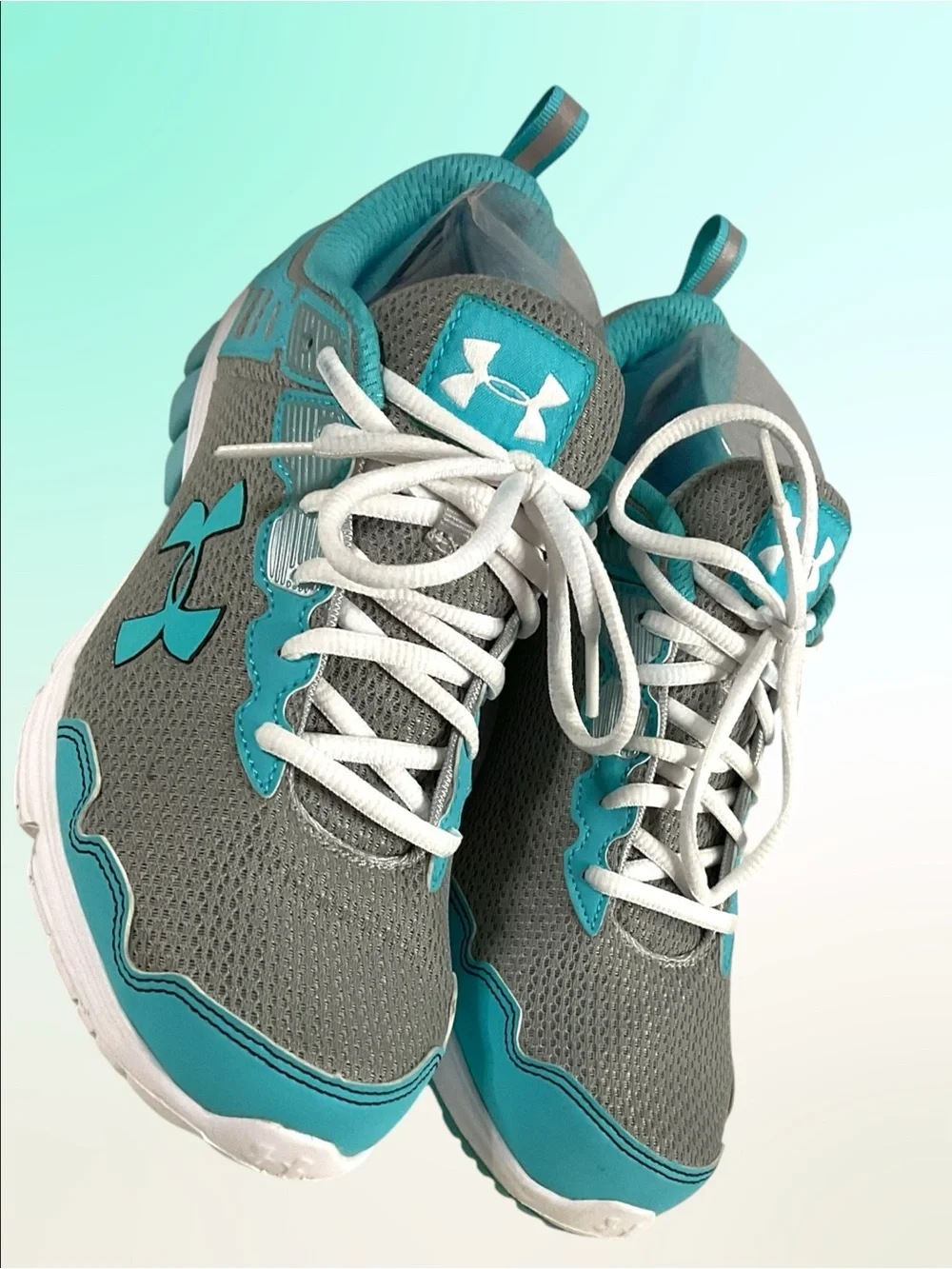 Under Armour Micro G Toxic Six Women’s Gray/Teal Athletic Running Shoes  Sz 9.5M